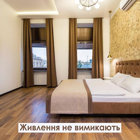 Apartments On Ploshcha Ukrainskykh Heroiv Kiev Exterior foto