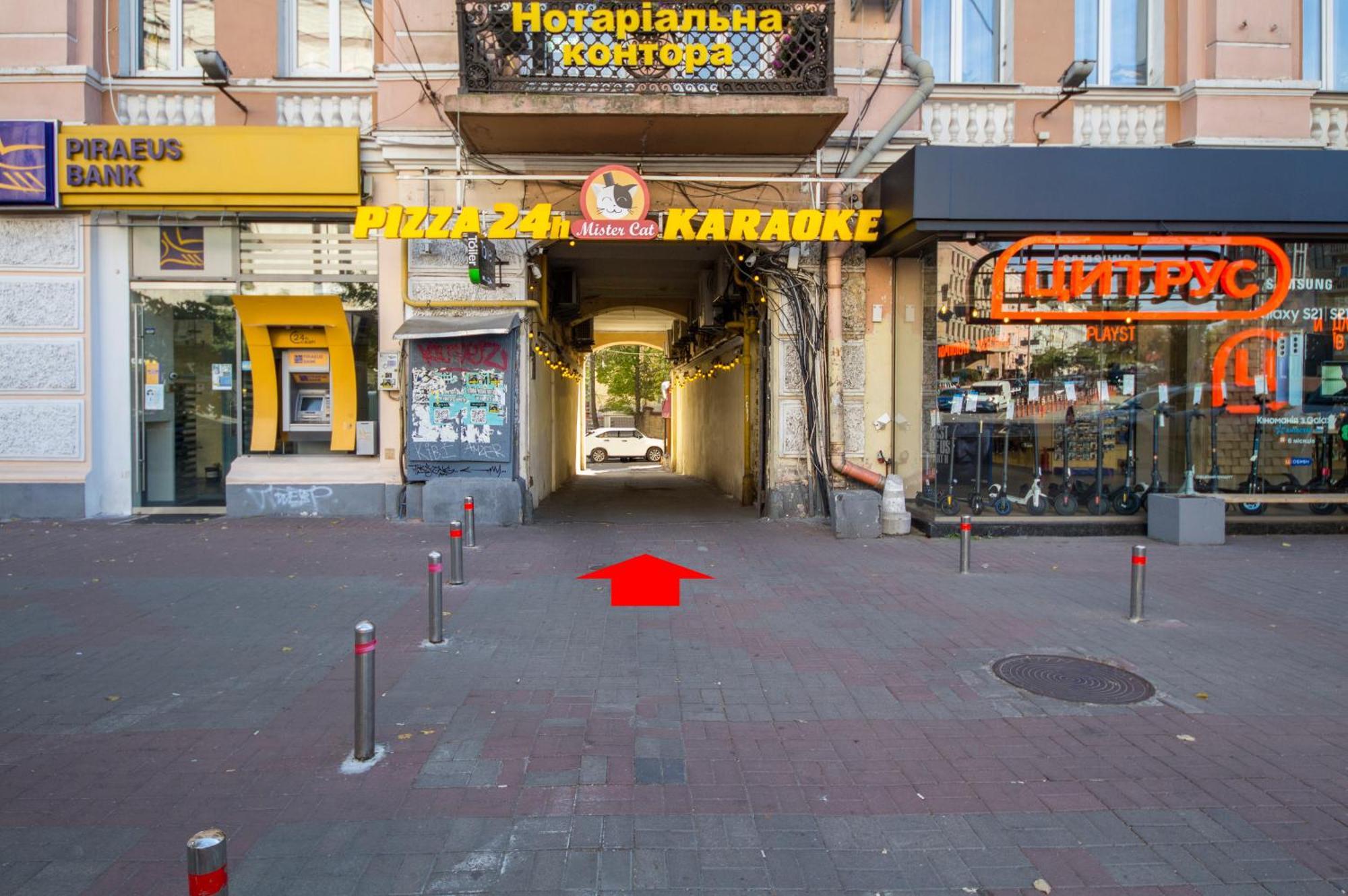 Apartments On Ploshcha Ukrainskykh Heroiv Kiev Habitación foto